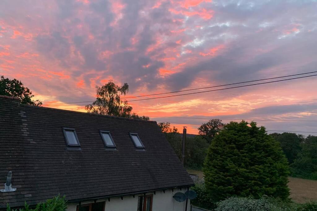 Holly Cottage, 2 Bed House, Sleeps 6 Cleobury Mortimer Exteriér fotografie