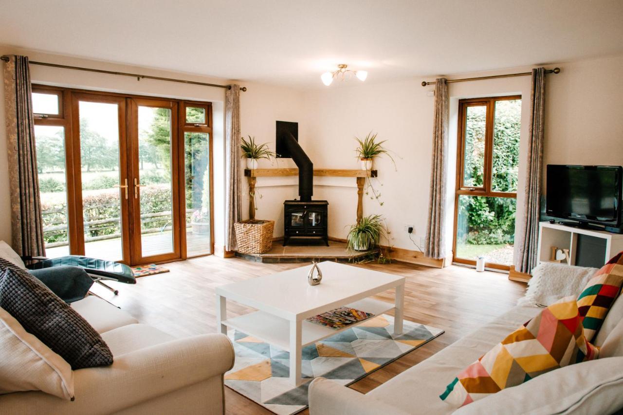 Holly Cottage, 2 Bed House, Sleeps 6 Cleobury Mortimer Exteriér fotografie