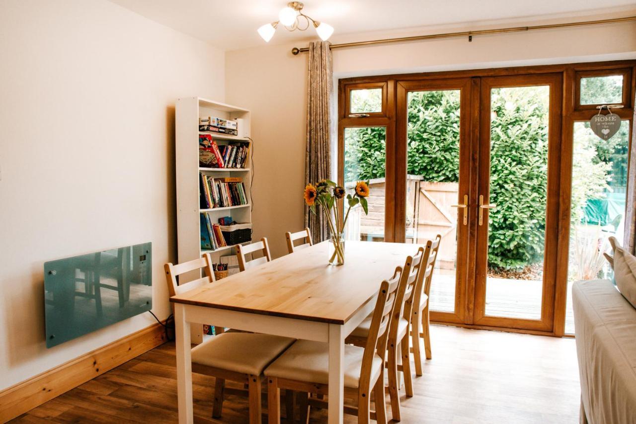 Holly Cottage, 2 Bed House, Sleeps 6 Cleobury Mortimer Exteriér fotografie